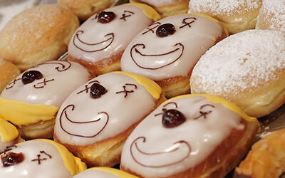 Naschen für die Klinik-Clowns